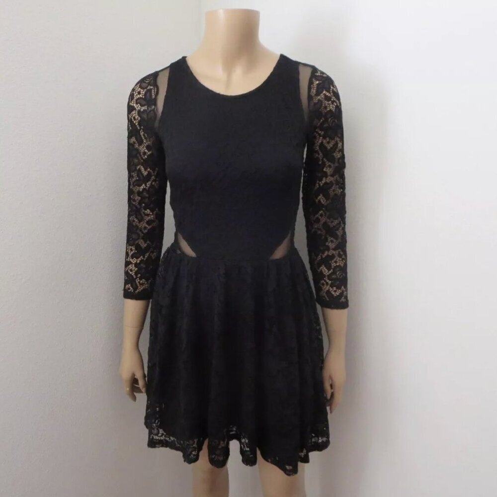 NWT Abercrombie Womens Black Lace Dress Size Small 3/4 Sleeves